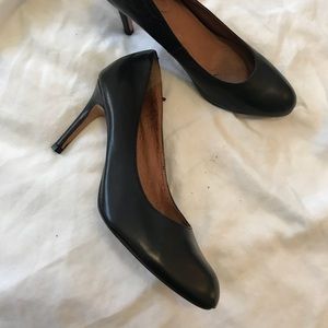 Corso como black heels